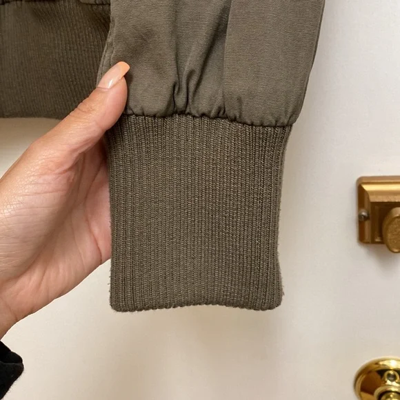 H&M jacket - Picture 6 of 6